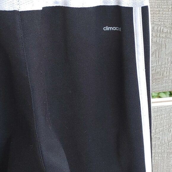 Adidas Girls 9-10Y Short pant size S Black - Picture 7 of 9